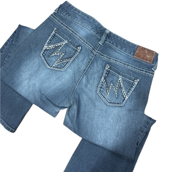 Maurice’s Medium Wash Straight Leg Jeans - Picture 1 of 10